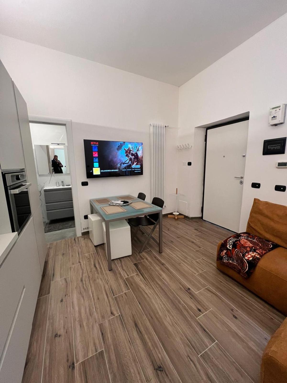 Domusmi Delfico 2 Daire Milano Dış mekan fotoğraf